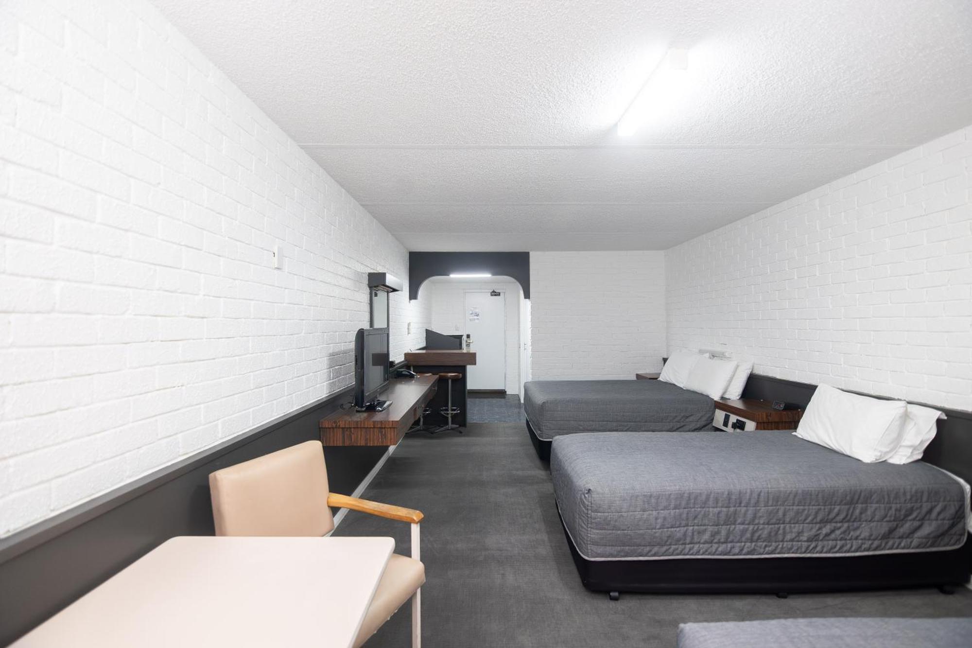 Dog Rock Motel Олбани Экстерьер фото